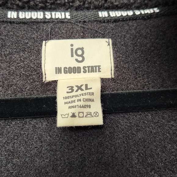 In Good State Black Teddy Bear Pull Over - Picture 3 of 5